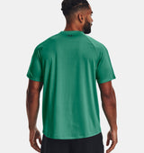 Under Armour Mens UA Tech V-Neck Short Sleeve Shirt - Quick-Drying