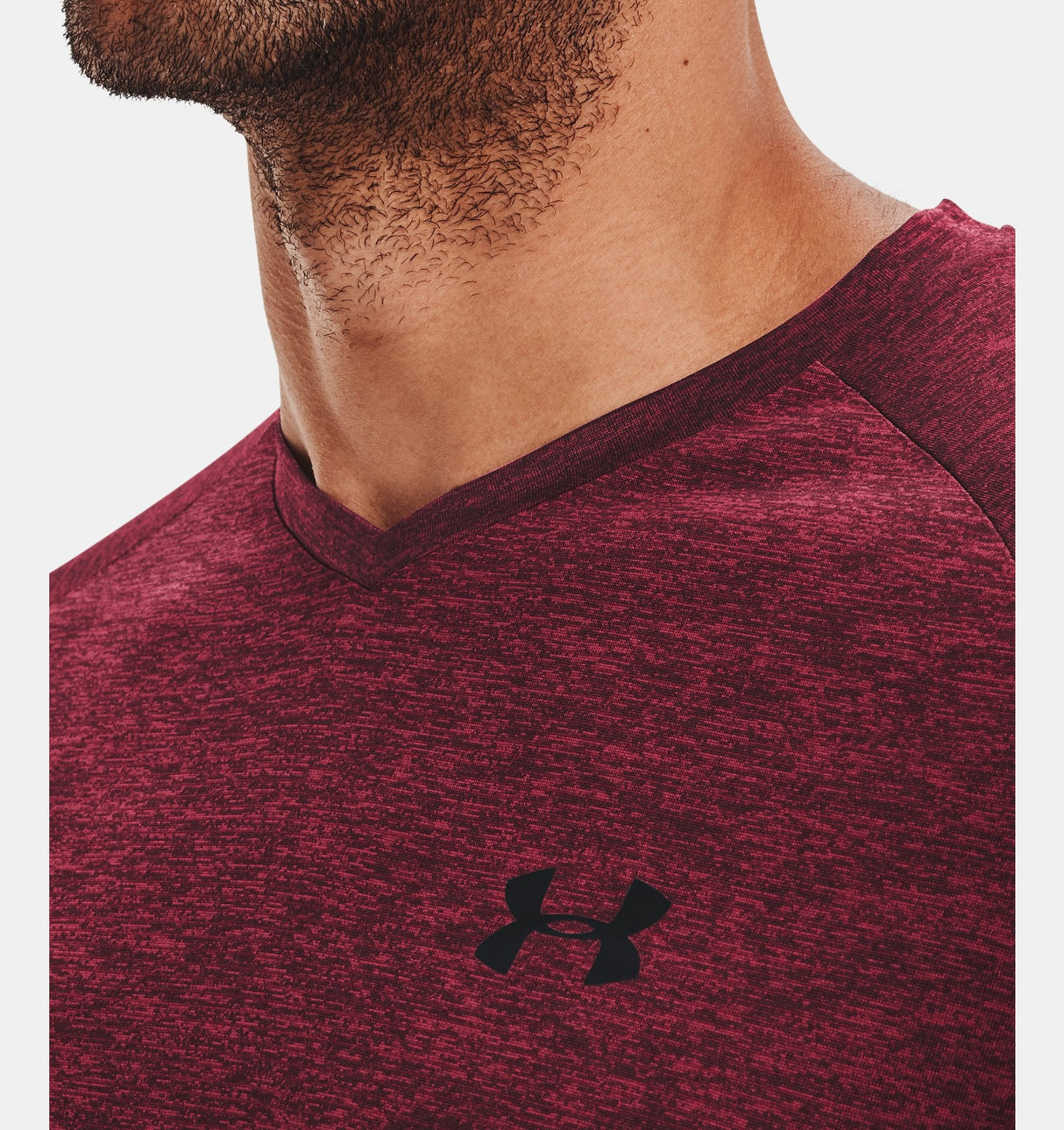 Under Armour Mens UA Tech V-Neck Short Sleeve Shirt - Quick-Drying