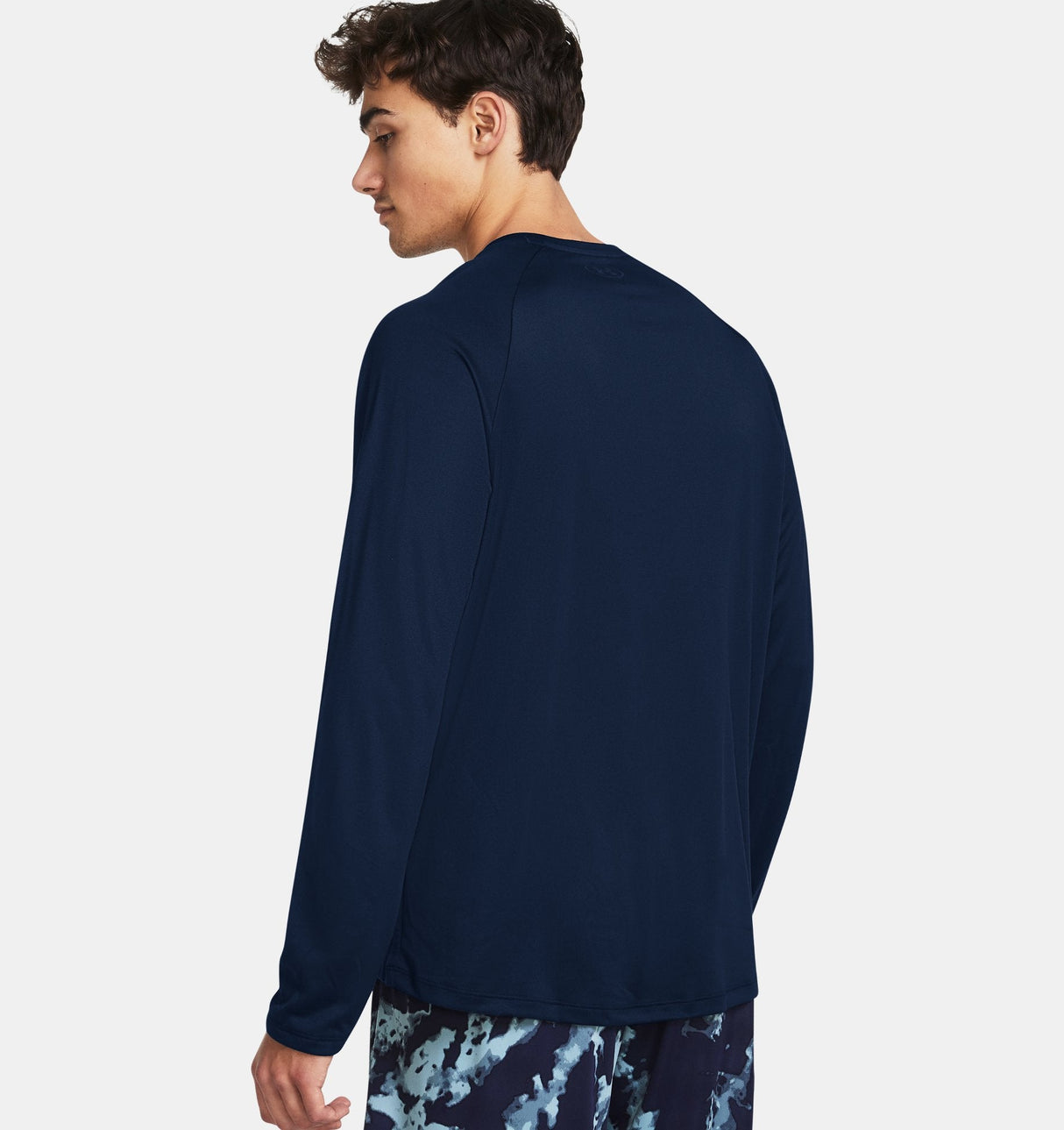 Under Armour Mens Tech Long Sleeve Training Shirt - Quick-Drying and Sweat-Wicking