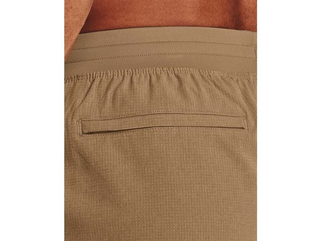 Under Armour Mens Motivate Vented Shorts - Breathable and Stretchable