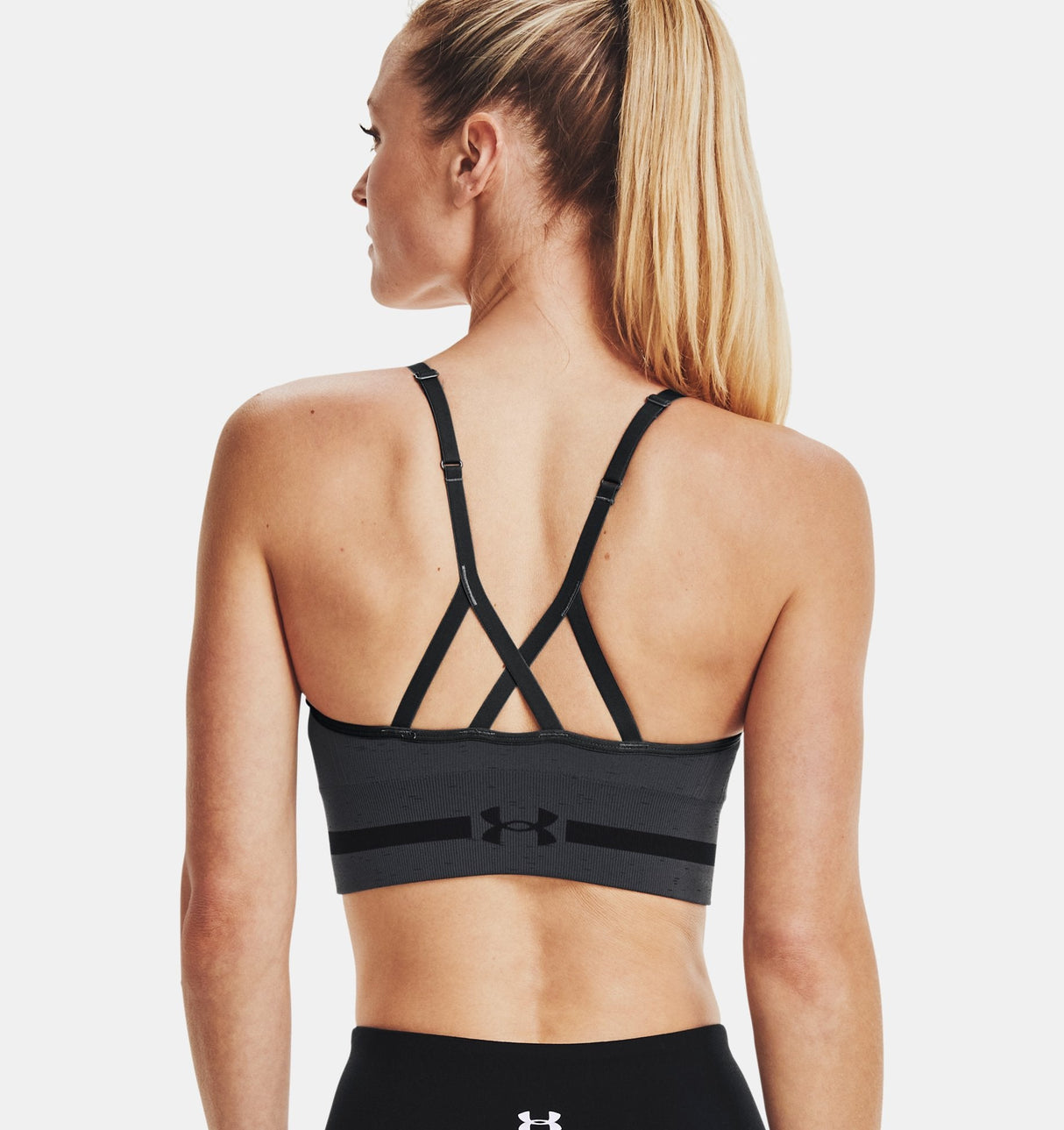 Under Armour Womens Seamless Low Long Heather Sports Bra - Adjustable Cross Back Design