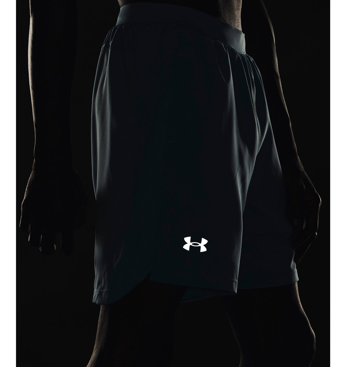 Under Armour Mens UA Launch Run 7in Shorts - Ultra-Light and Stretch-Woven Fabric