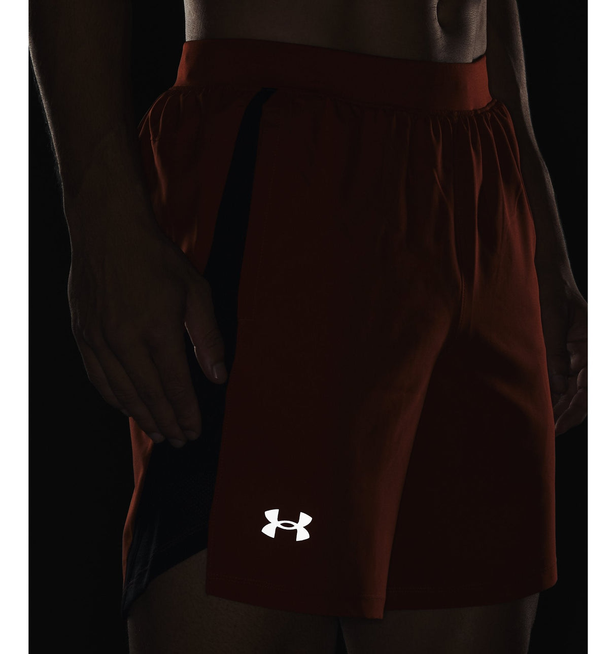 Under Armour Mens UA Launch Run 7in Shorts - Ultra-Light and Stretch-Woven Fabric