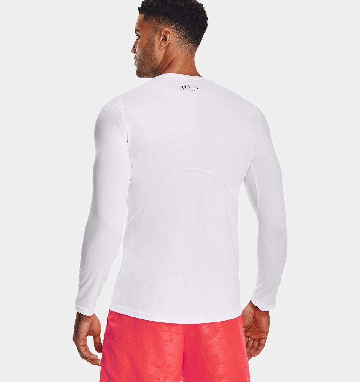 Under Armour Mens HeatGear Fitted Long Sleeve Baselayer - Superior Sweat Wicking