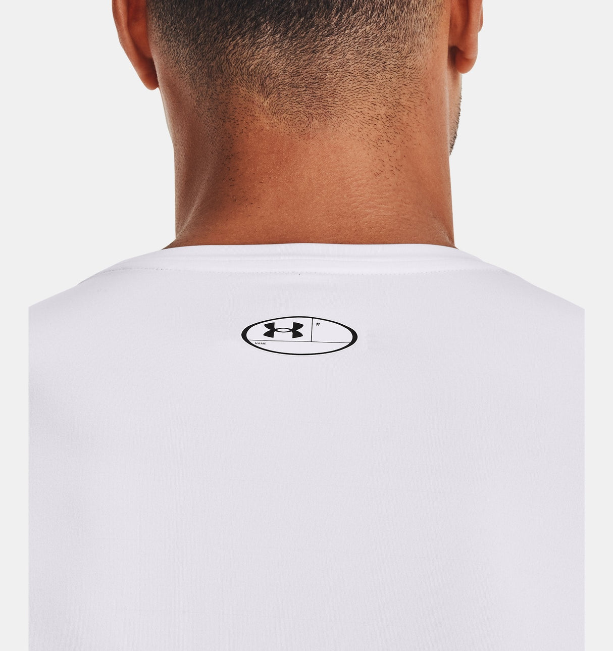 Under Armour Mens HeatGear Fitted Long Sleeve Baselayer - Superior Sweat Wicking