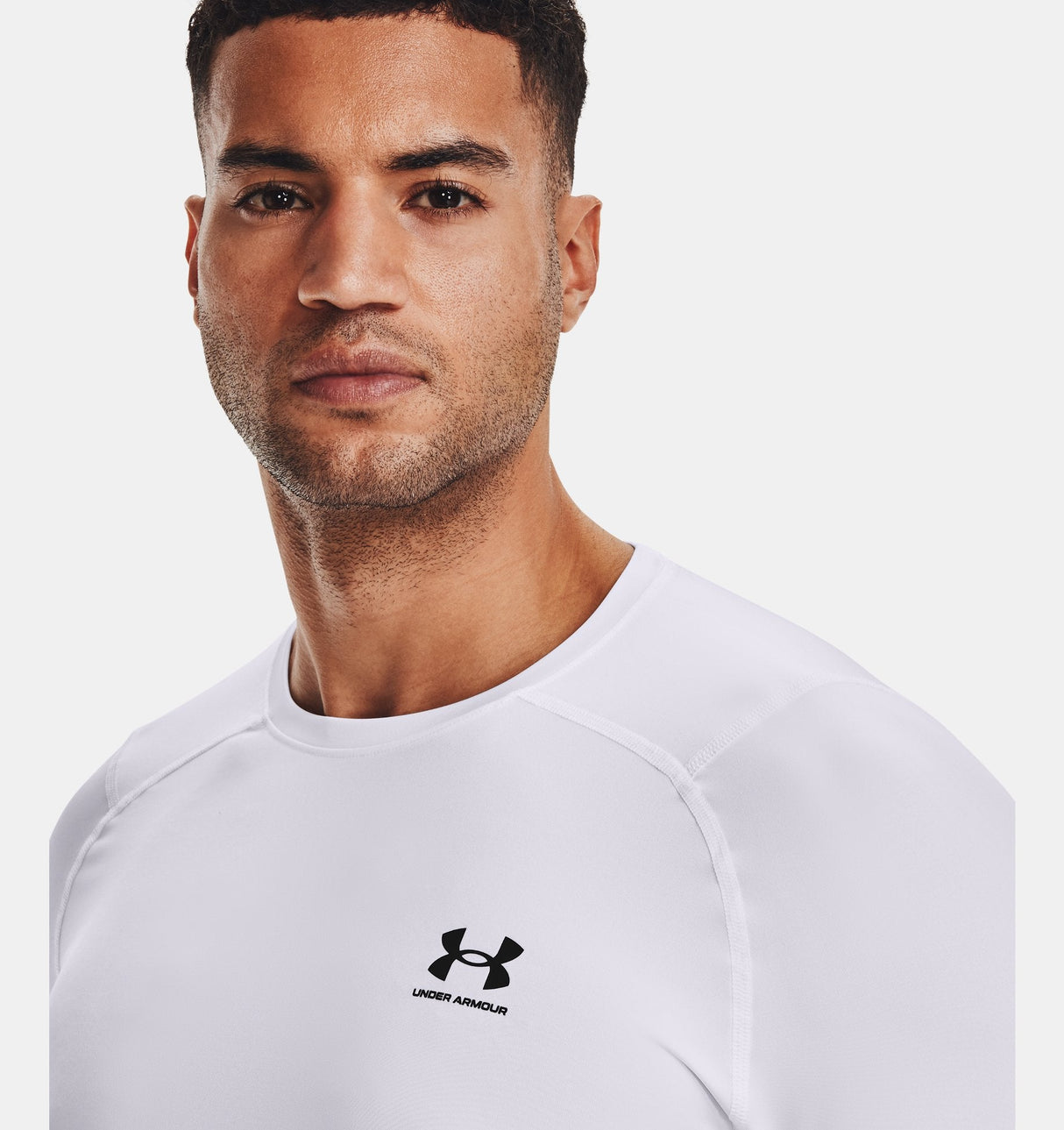 Under Armour Mens HeatGear Fitted Long Sleeve Baselayer - Superior Sweat Wicking