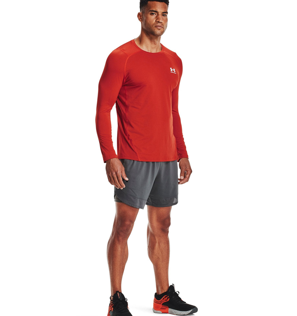 Under Armour Mens HeatGear Fitted Long Sleeve Baselayer - Superior Sweat Wicking