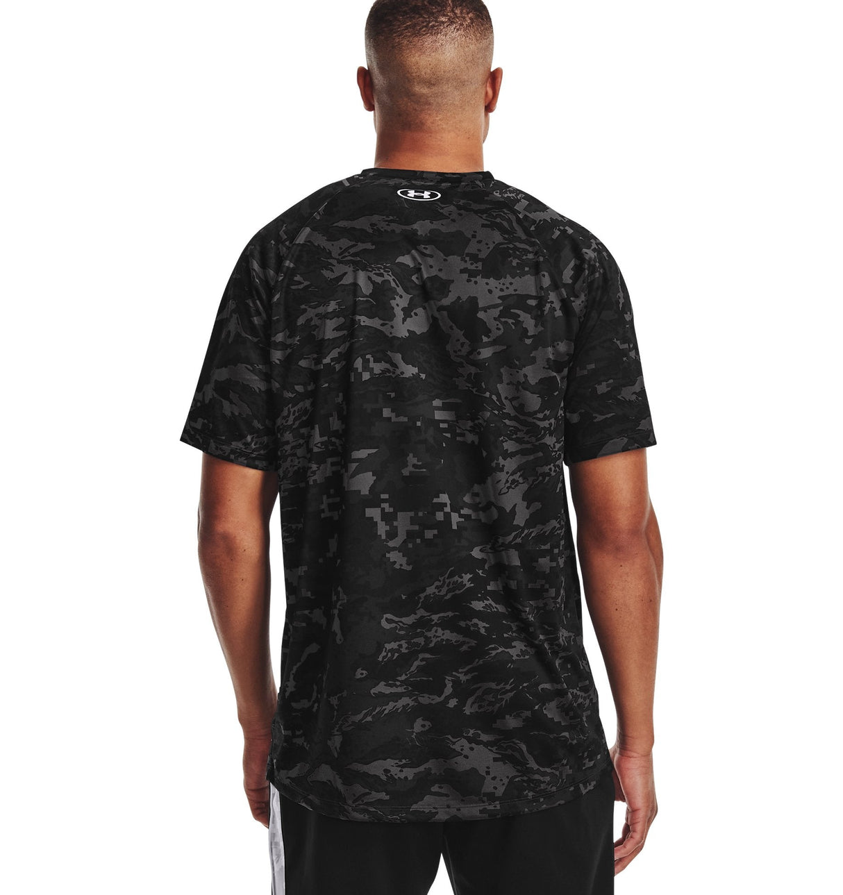 Under Armour Mens ABC Camo Short Sleeve Shirt - Quick-Drying Tech Fabric
