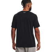Under Armour Mens Stacked Logo Fill T-Shirt - Quick-Drying Comfort