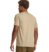 Under Armour Mens Antler Hunt Logo T-Shirt - Quick-Drying and comfortable
