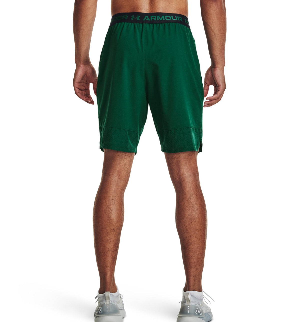 Under Armour Mens UA Vanish Woven Shorts - Ultra-Lightweight Breathable Apparel