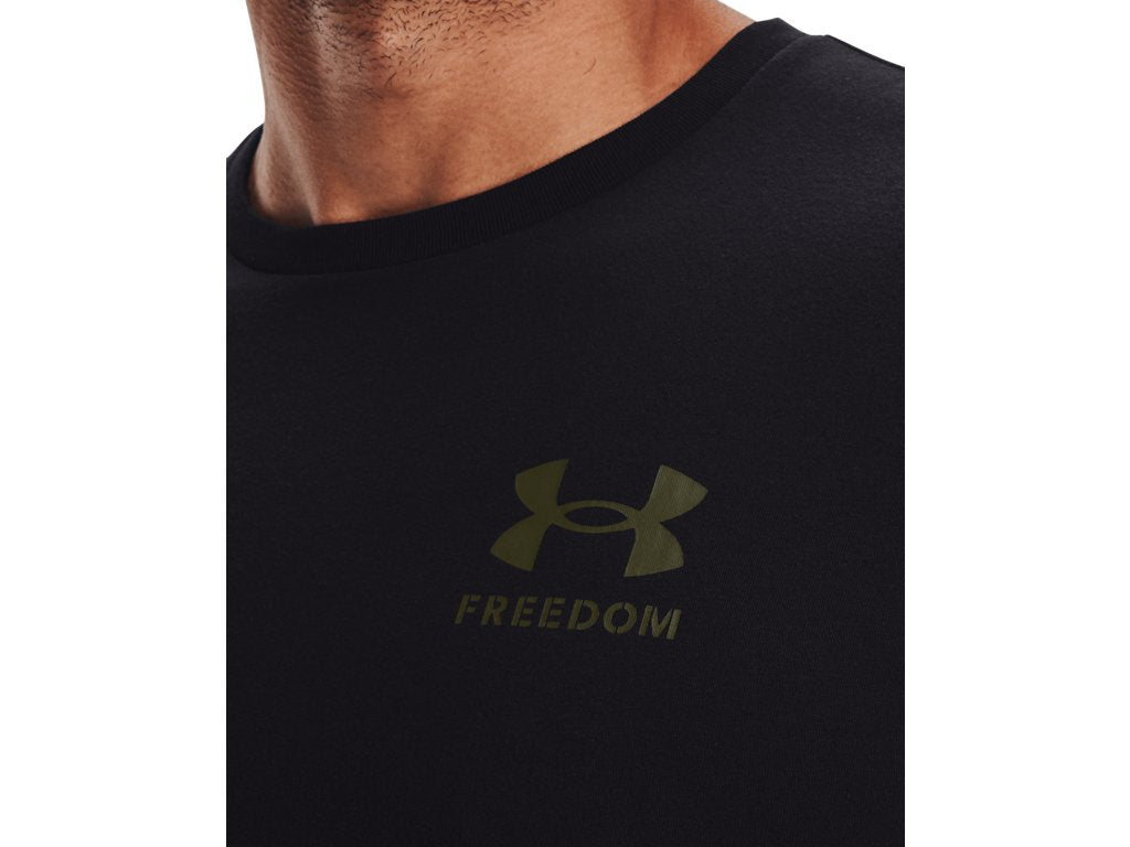 Under Armour Mens Freedom Flag T-Shirt - Quick-Drying Cotton Blend