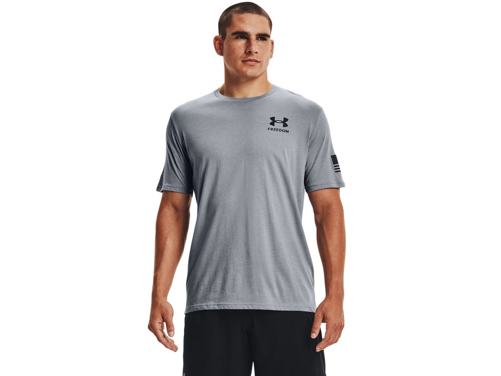 Under Armour Mens Freedom Flag T-Shirt - Quick-Drying Cotton Blend