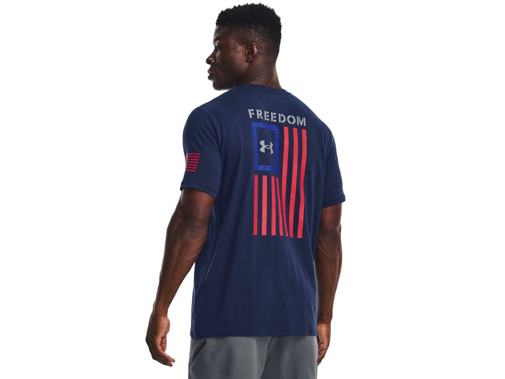 Under Armour Mens Freedom Flag T-Shirt - Quick-Drying Cotton Blend