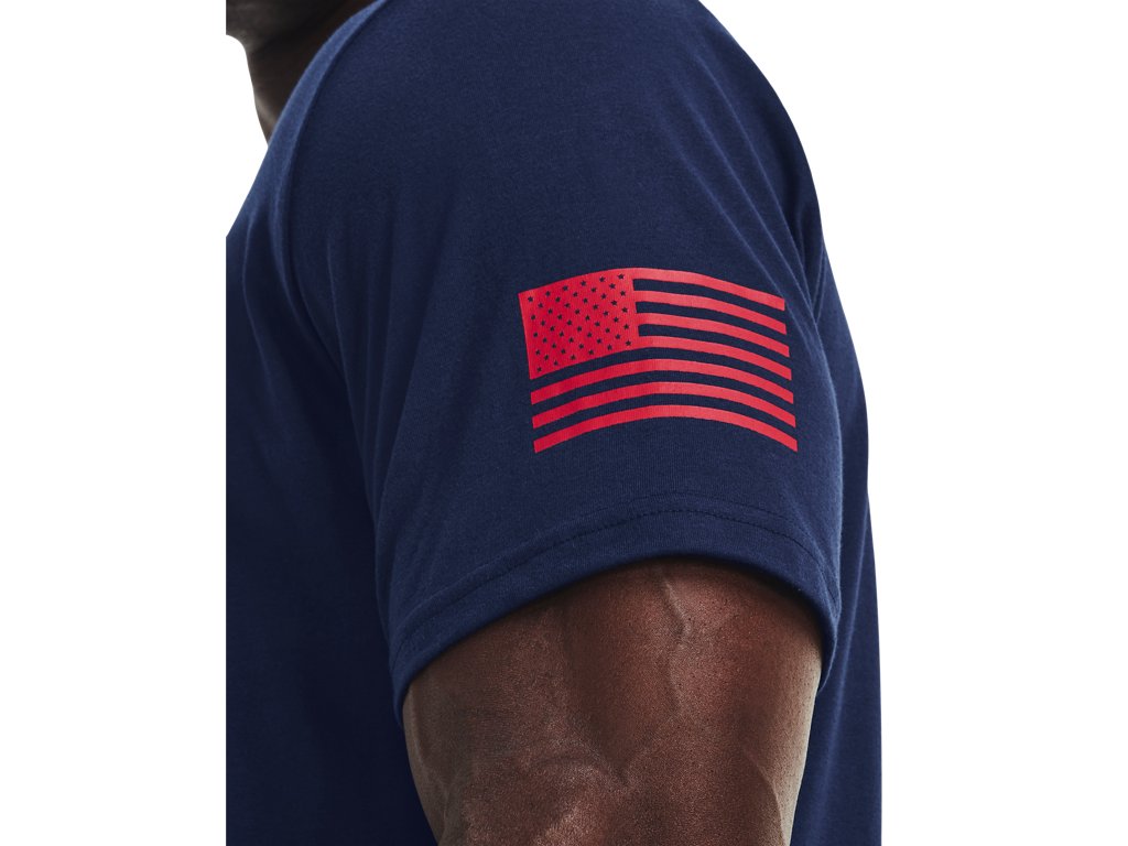 Under Armour Mens Freedom Flag T-Shirt - Quick-Drying Cotton Blend