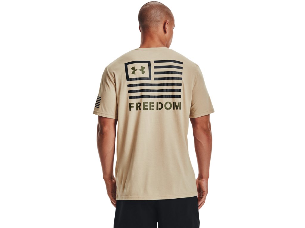 Under Armour Mens UA Freedom Banner T-Shirt - Quick-Drying Cotton Blend