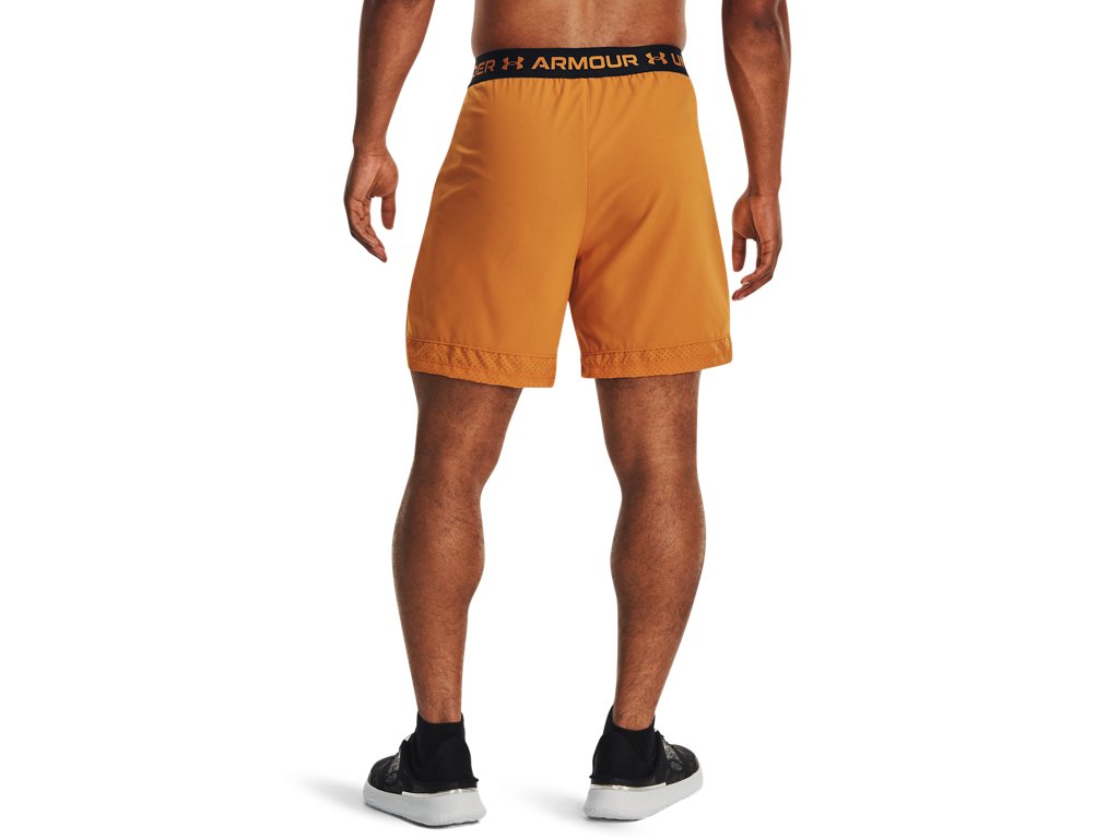 Under Armour Men's UA Vanish Woven 6" Shorts - Ultra-lightweight and Fast-drying