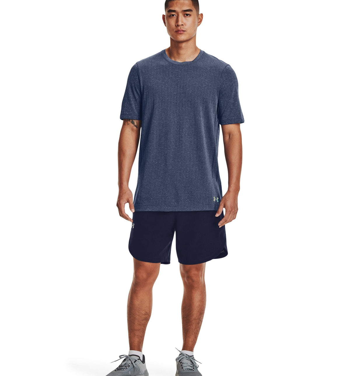 Under Armour Men's RUSH Seamless Short Sleeve Apparel - Infrared Energy Reflecting Technology