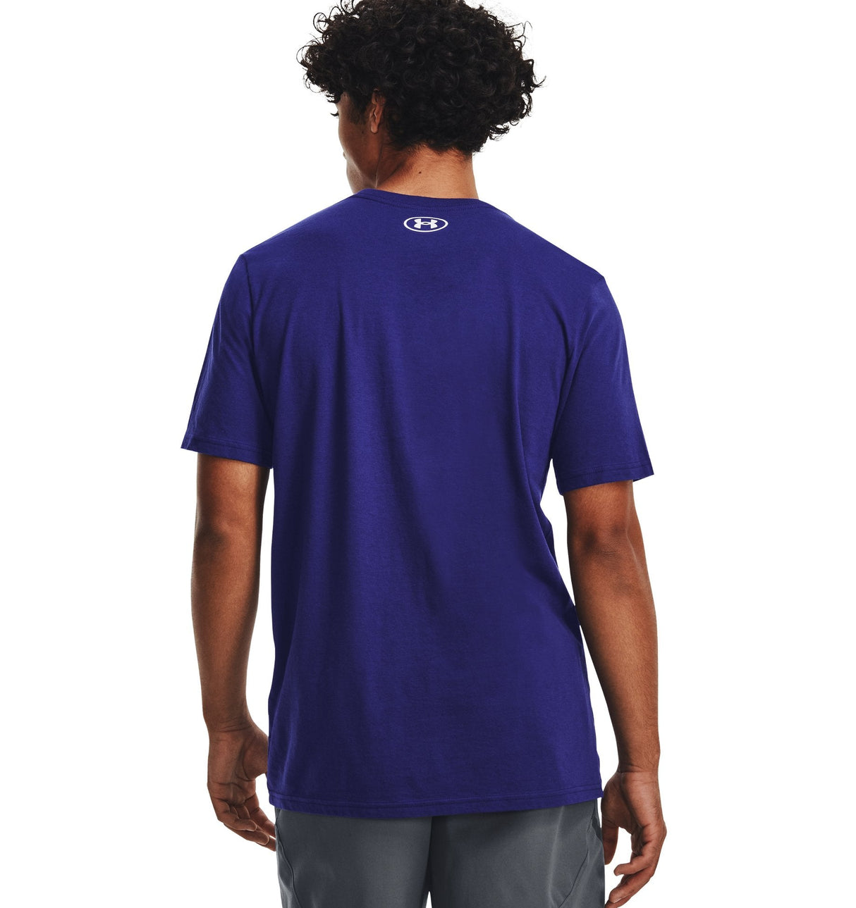 Under Armour Unisex Camo Chest Stripe Graphic T-Shirt - Quick-Drying Apparel