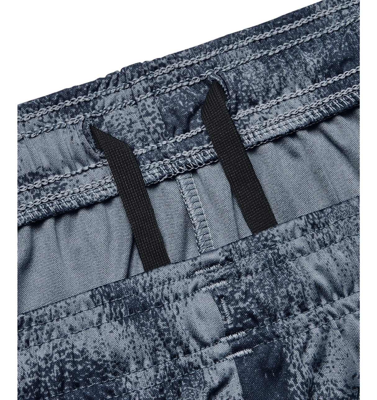 Under Armour Mens Tech Printed Shorts - Quick-Drying Apparel