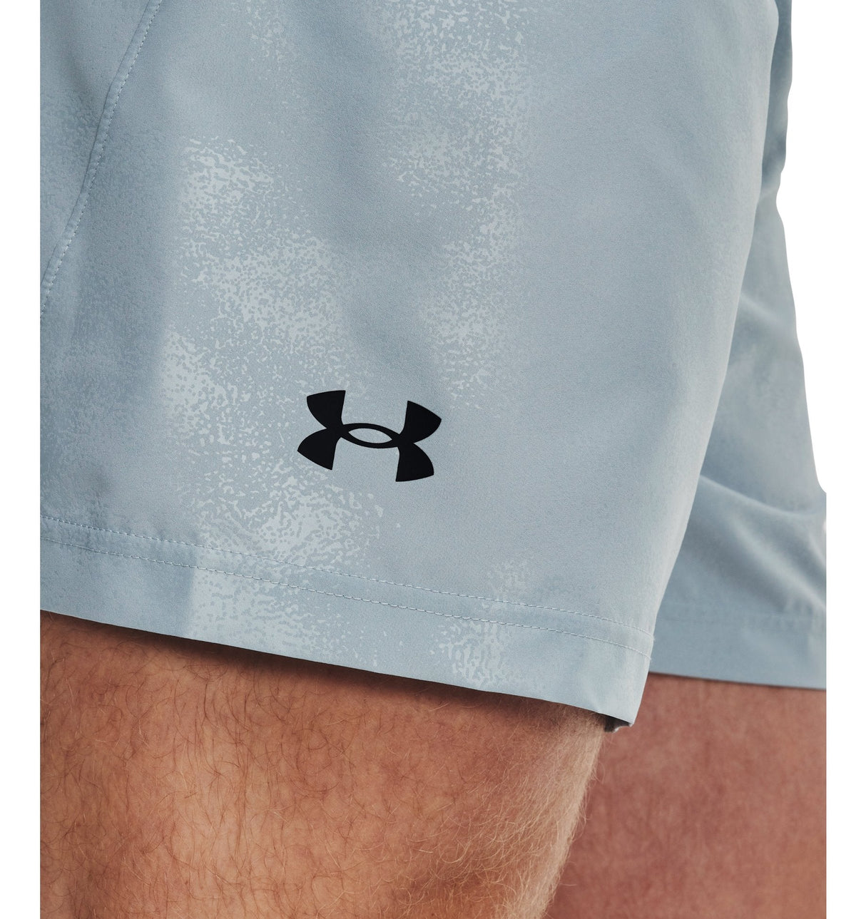 Under Armour Mens Tech Woven Emboss Shorts - Ultra Lightweight and Breathable
