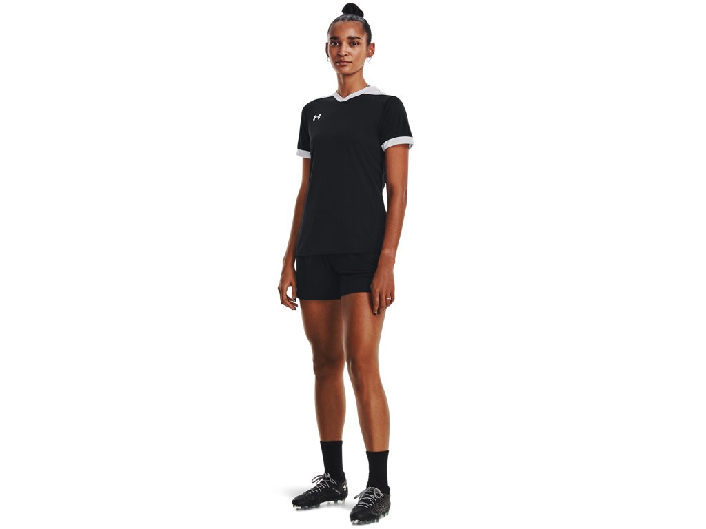 Under Armour Womens UA Maquina 3.0 Shorts - Sweat Wicking