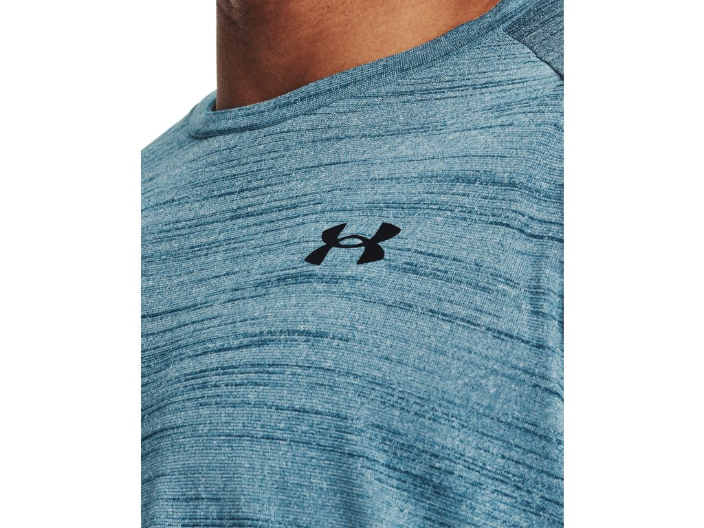Under Armour Mens Tech 2.0 Tiger Short Sleeve Shirt - Quick-Drying and Ultra-Soft
