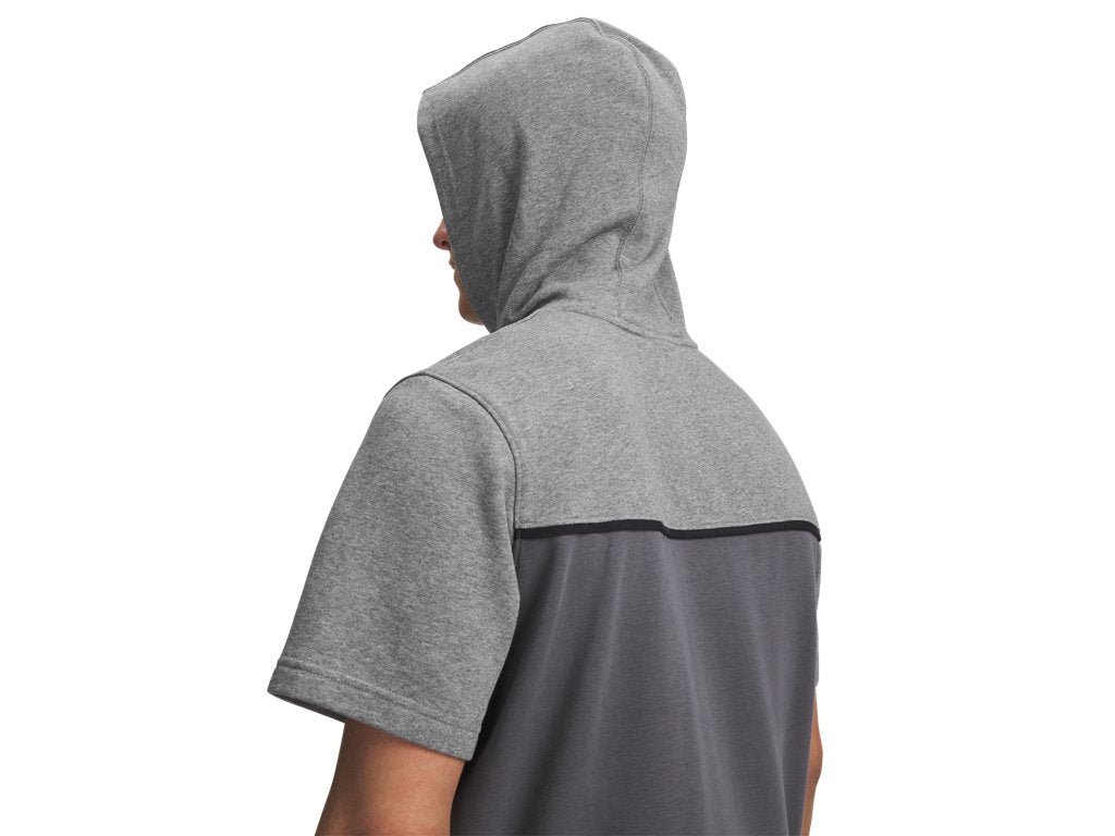 Under Armour Mens Utility Short Sleeve Hoodie - Lightweight and Sweat-Wicking