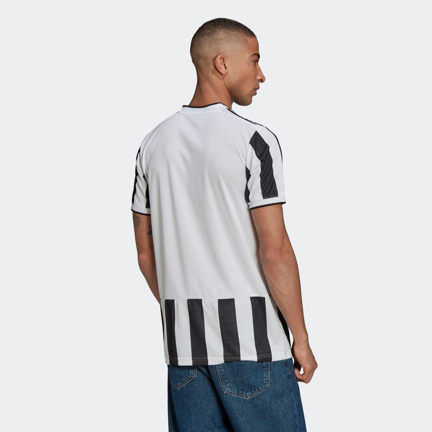 adidas 21-22 Juventus Home Jersey - Mens Soccer
