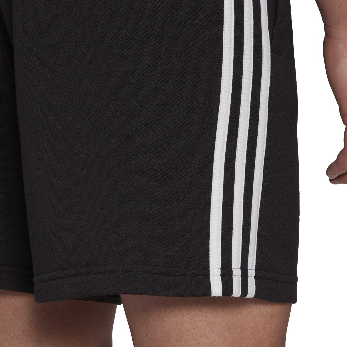 adidas Essentials Short - Mens Casual