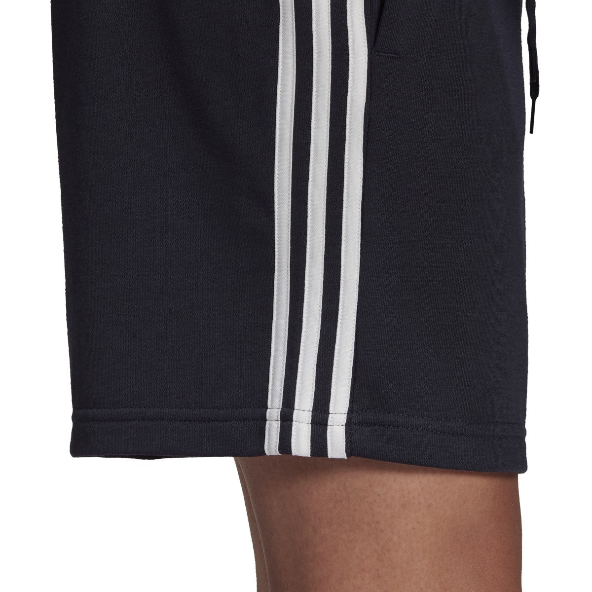 adidas Essentials Short - Mens Casual